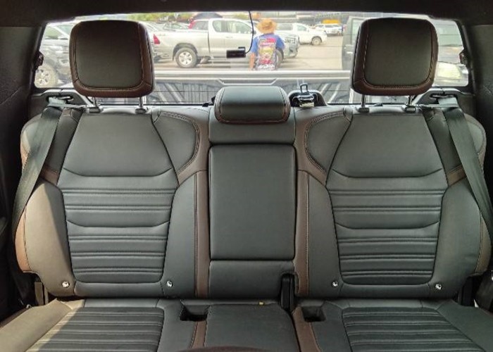 Used 9
                    ISUZU
                     for Sale Image