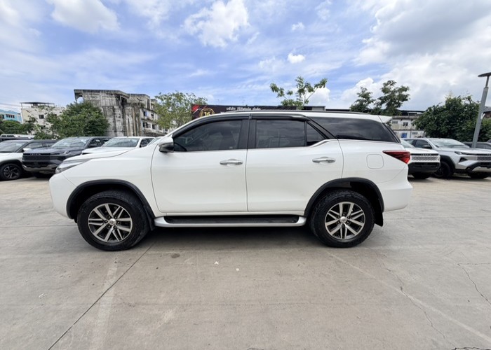 Used 6
                    TOYOTA
                     for Sale Image