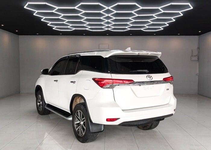 Used 6
                    TOYOTA
                     for Sale Image