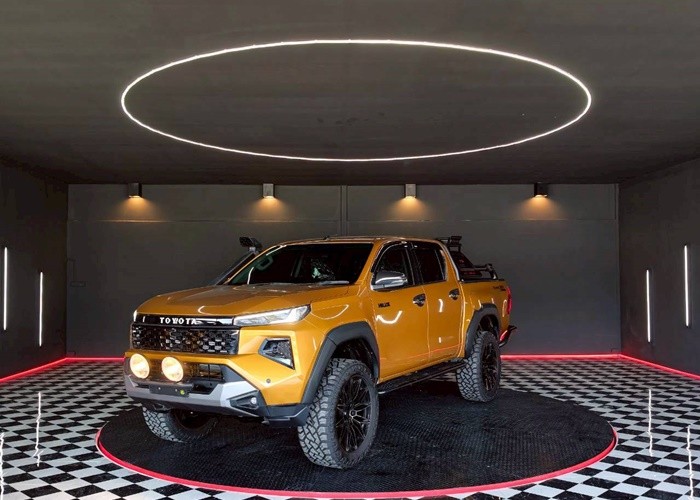 TOYOTA