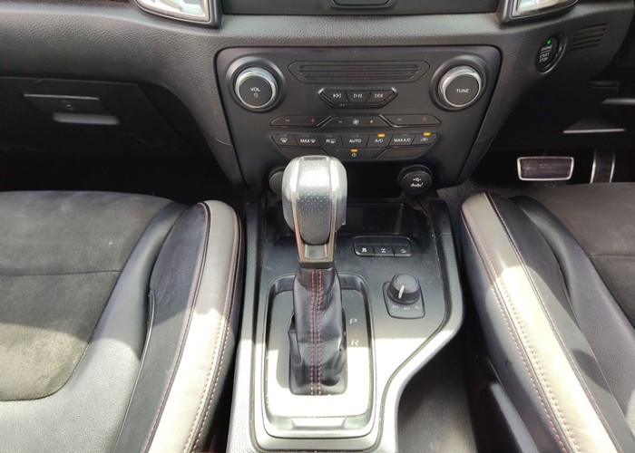 Used 6
                    FORD
                     for Sale Image