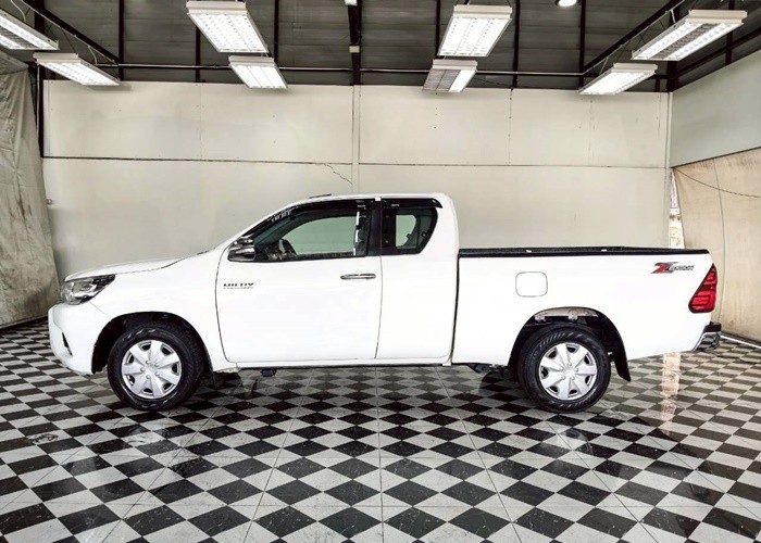 Used 11
                    TOYOTA
                     for Sale Image