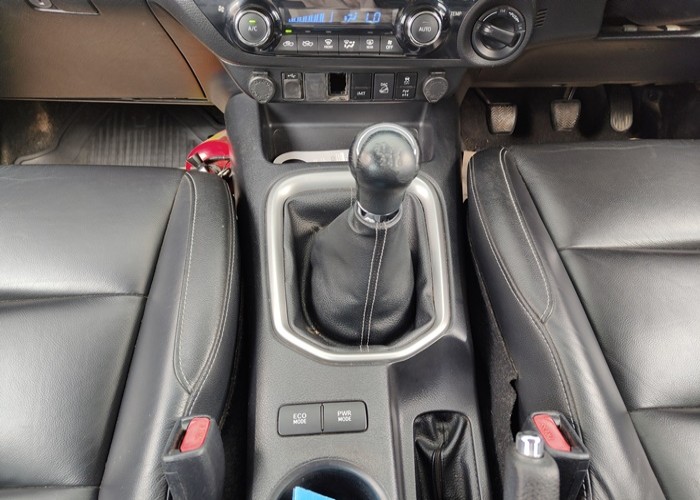 Used 6
                    TOYOTA
                     for Sale Image