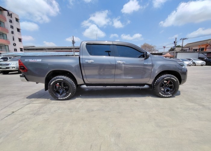 Used 7
                    TOYOTA
                     for Sale Image