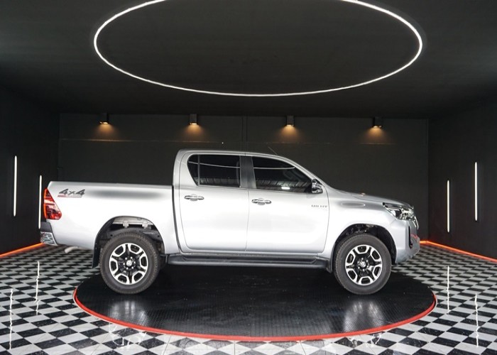 Used 7
                    TOYOTA
                     for Sale Image
