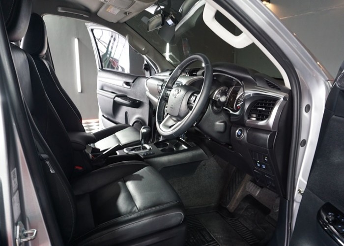 Used 7
                    TOYOTA
                     for Sale Image