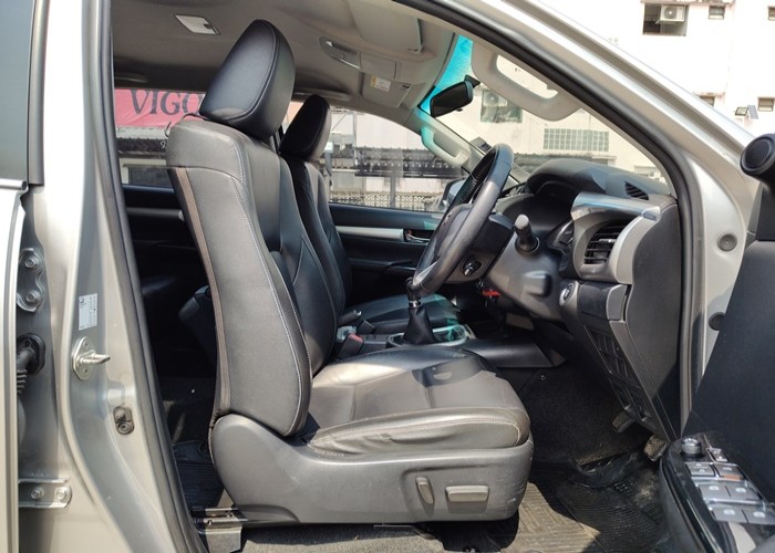 Used 6
                    TOYOTA
                     for Sale Image