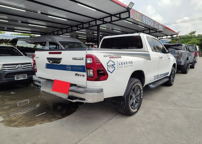 Used 8
                    TOYOTA
                     for Sale Image