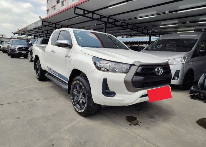 Used 8
                    TOYOTA
                     for Sale Image