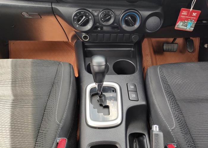 Used 9
                    TOYOTA
                     for Sale Image