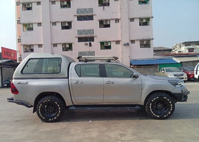 Used 6
                    TOYOTA
                     for Sale Image