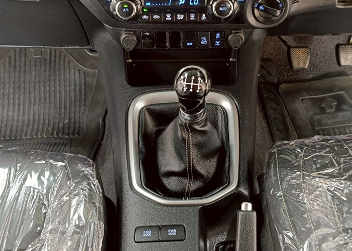 Used 6
                    TOYOTA
                     for Sale Image