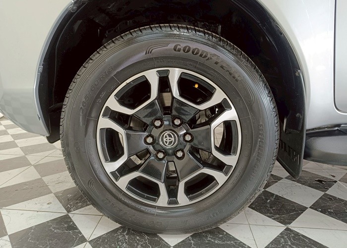 Used 1
                    TOYOTA
                     for Sale Image