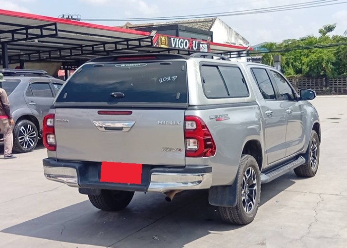 Used 8
                    TOYOTA
                     for Sale Image
