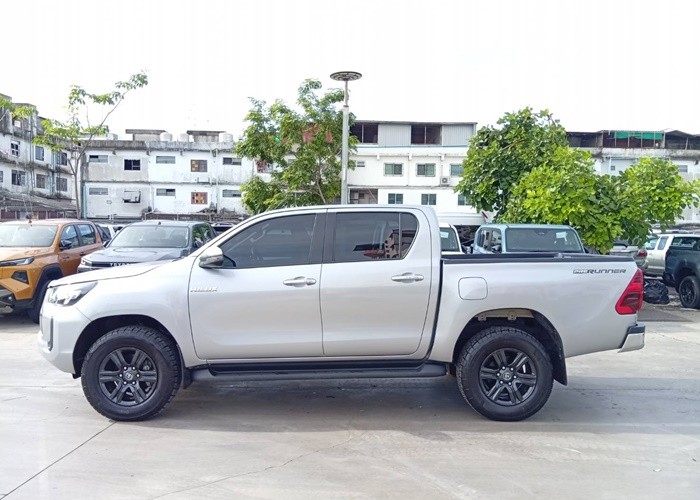 Used 12
                    TOYOTA
                     for Sale Image
