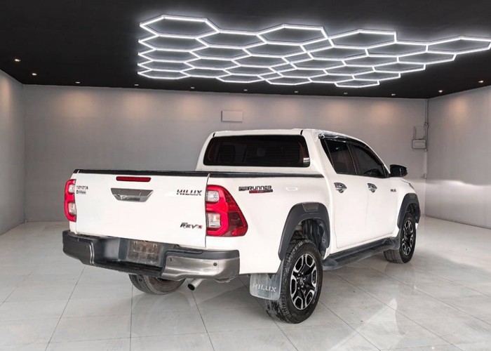 Used 11
                    TOYOTA
                     for Sale Image