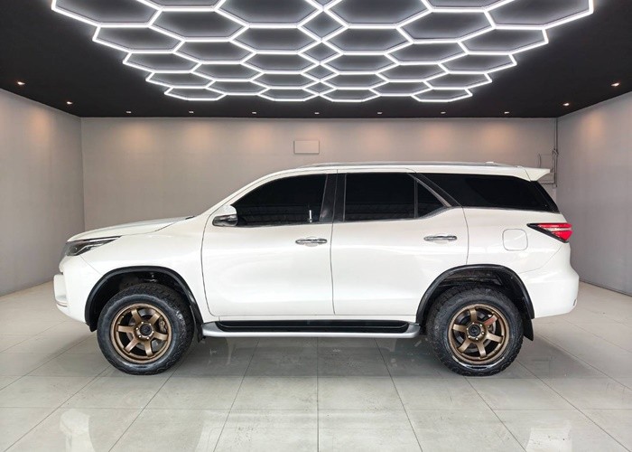 Used 6
                    TOYOTA
                     for Sale Image