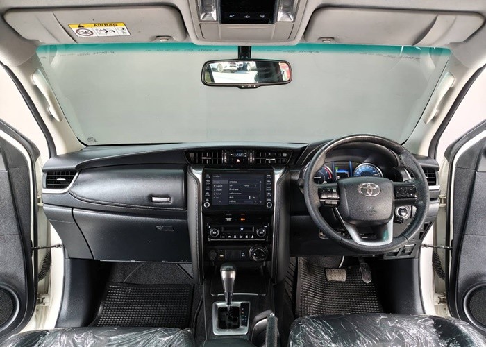 Used 6
                    TOYOTA
                     for Sale Image