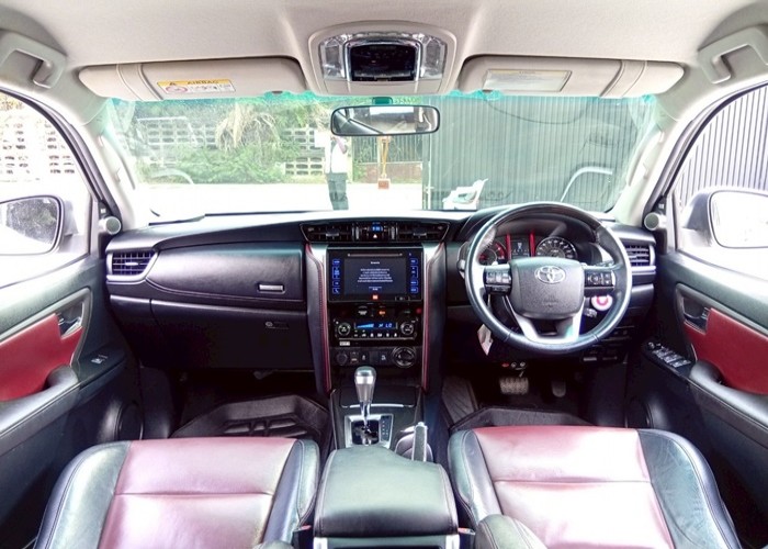 Used 8
                    TOYOTA
                     for Sale Image