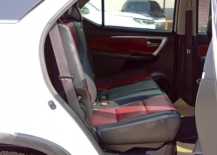 Used 8
                    TOYOTA
                     for Sale Image