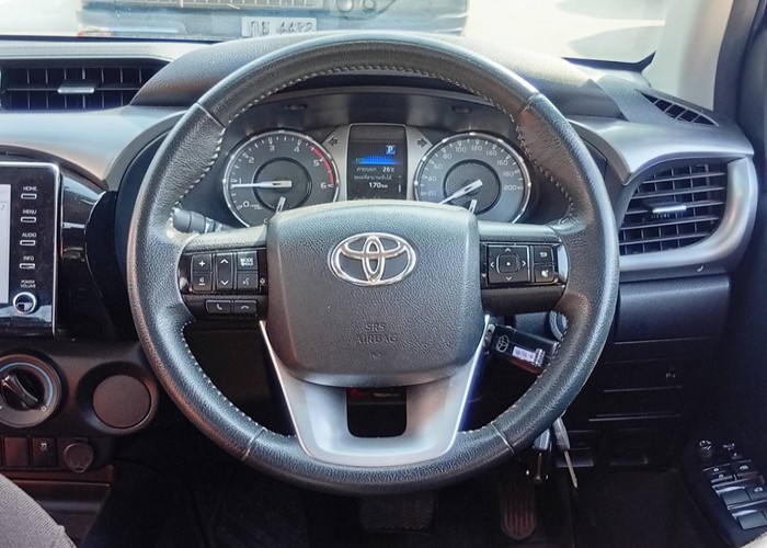 Used 5
                    TOYOTA
                     for Sale Image