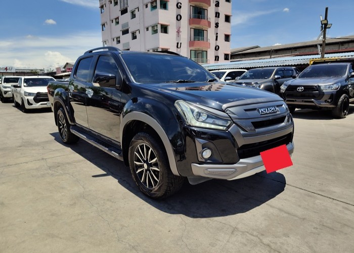 Used 1
                    ISUZU
                     for Sale Image