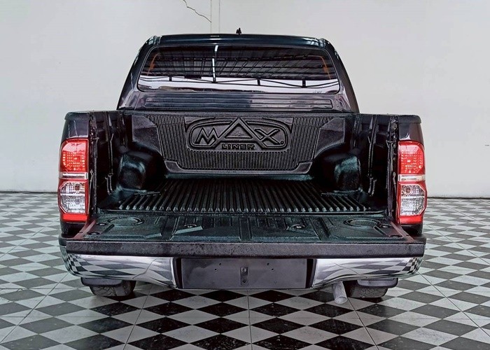 Used 9
                    TOYOTA
                     for Sale Image