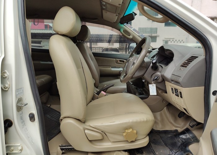 Used 5
                    TOYOTA
                     for Sale Image