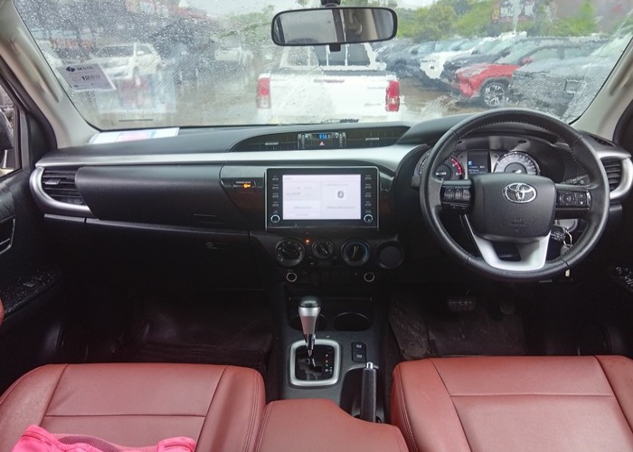 Used 9
                    TOYOTA
                     for Sale Image