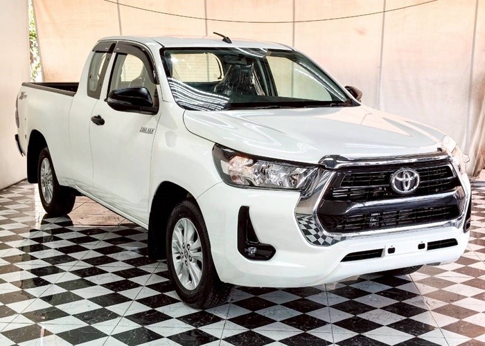 Used 11
                    TOYOTA
                     for Sale Image