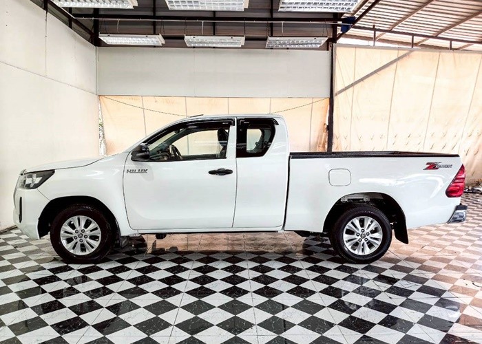 Used 11
                    TOYOTA
                     for Sale Image