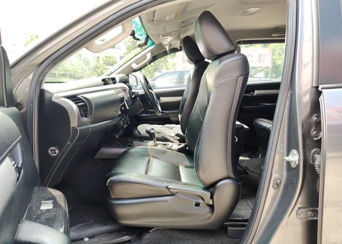 Used 12
                    TOYOTA
                     for Sale Image