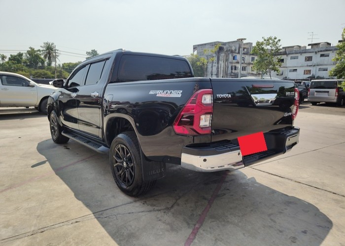 Used 9
                    TOYOTA
                     for Sale Image