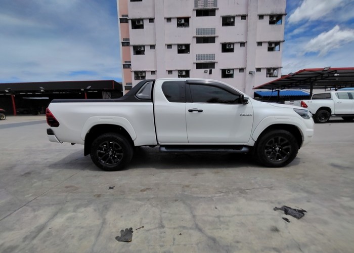 Used 4
                    TOYOTA
                     for Sale Image