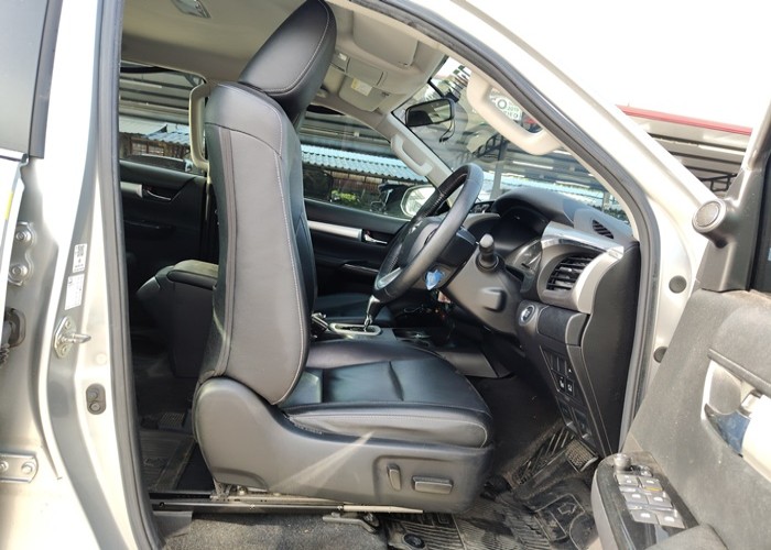 Used 4
                    TOYOTA
                     for Sale Image