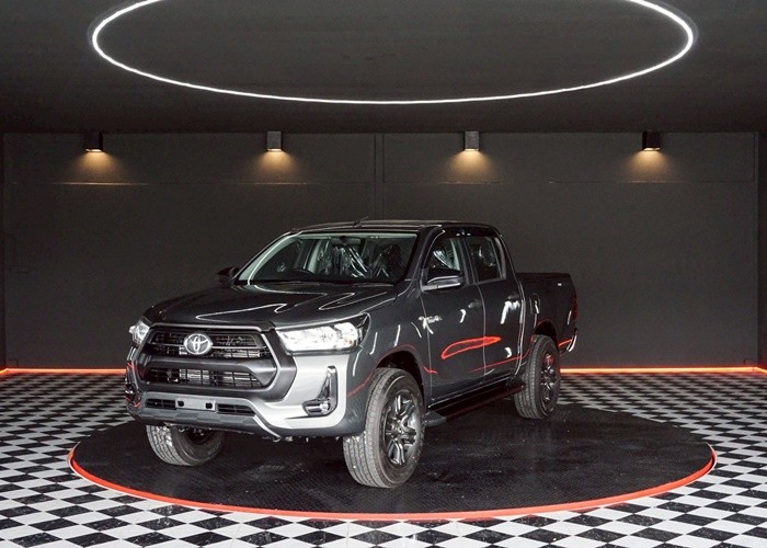 TOYOTA