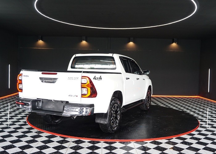 Used 9
                    TOYOTA
                     for Sale Image