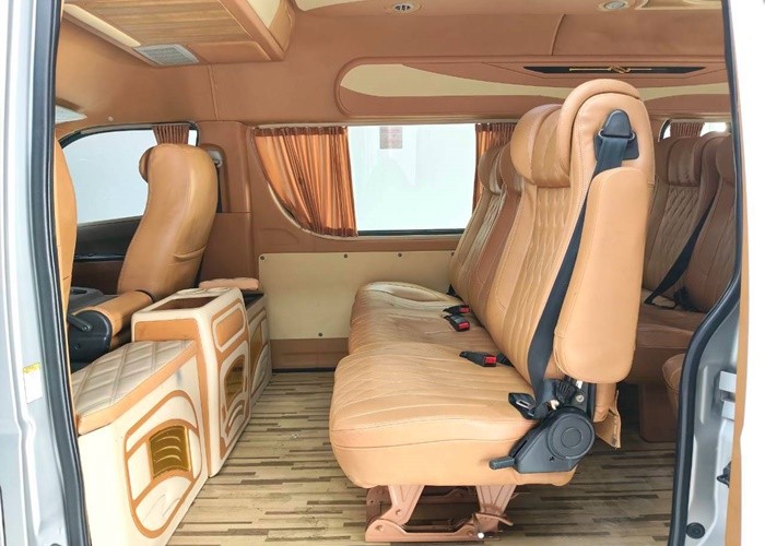 Used 12
                    TOYOTA
                     for Sale Image