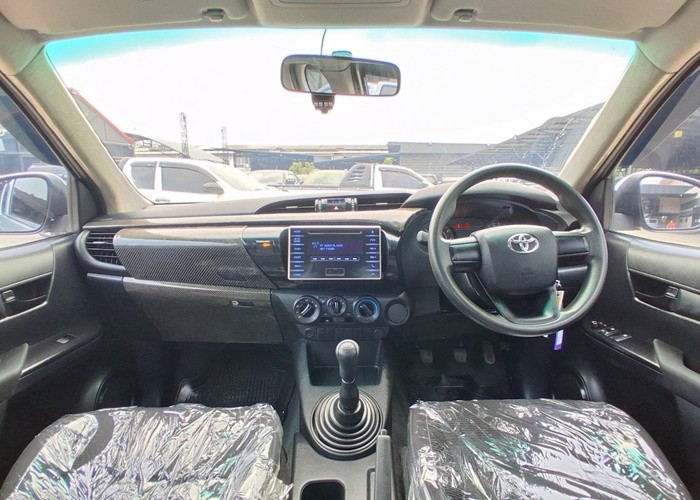Used 7
                    TOYOTA
                     for Sale Image