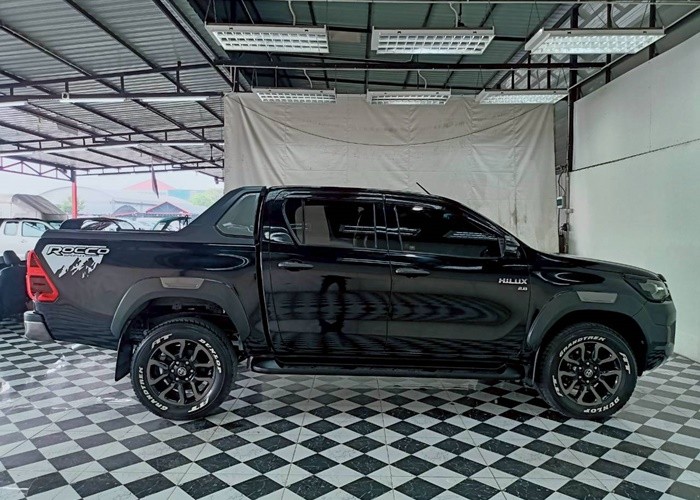 Used 10
                    TOYOTA
                     for Sale Image