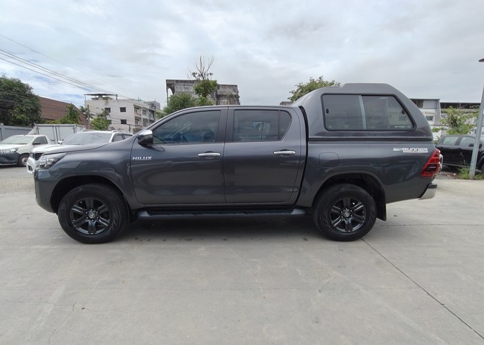 Used 7
                    TOYOTA
                     for Sale Image