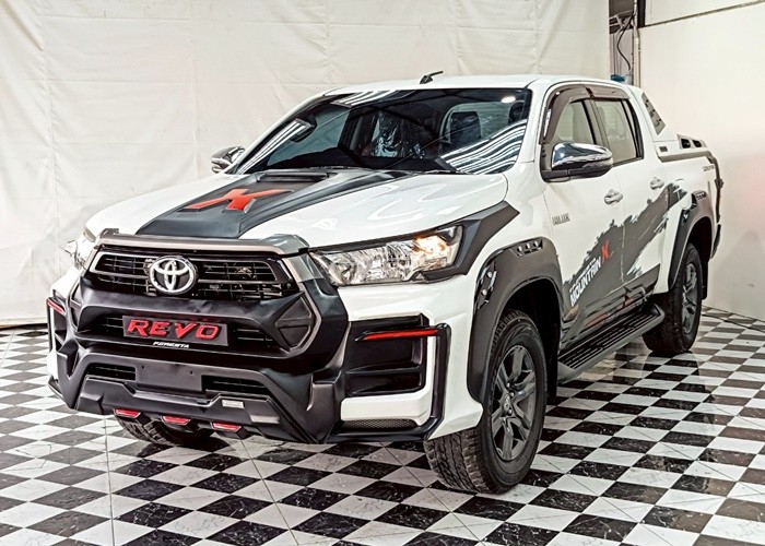 TOYOTA
