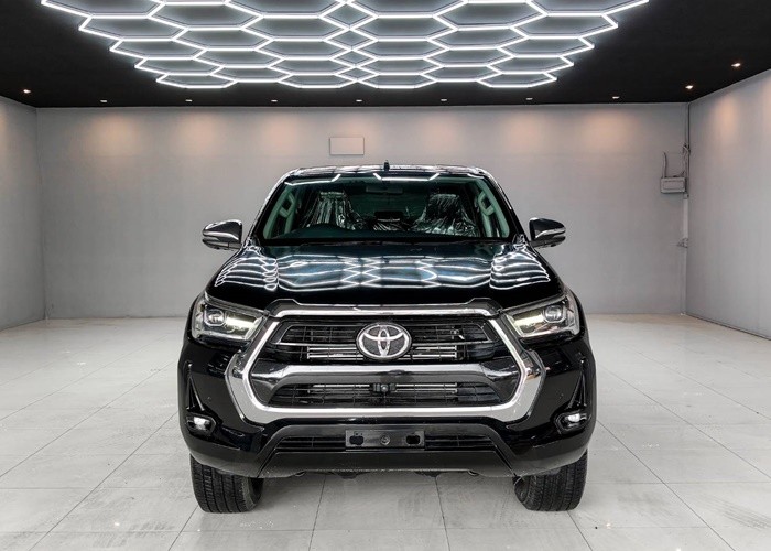 Used 11
                    TOYOTA
                     for Sale Image