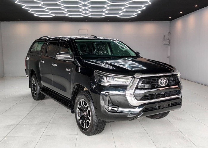 Used 11
                    TOYOTA
                     for Sale Image