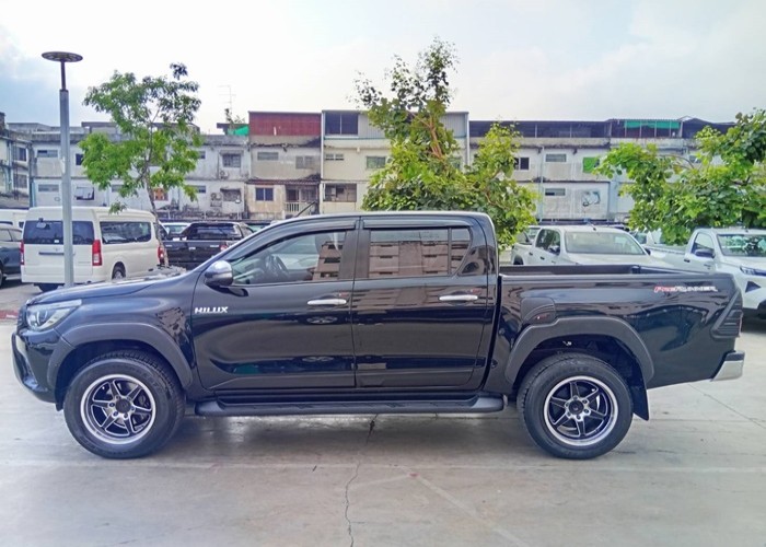 Used 8
                    TOYOTA
                     for Sale Image