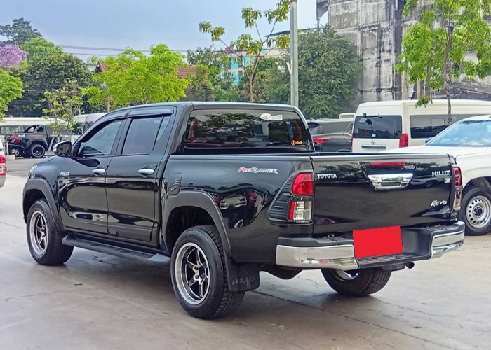 Used 8
                    TOYOTA
                     for Sale Image