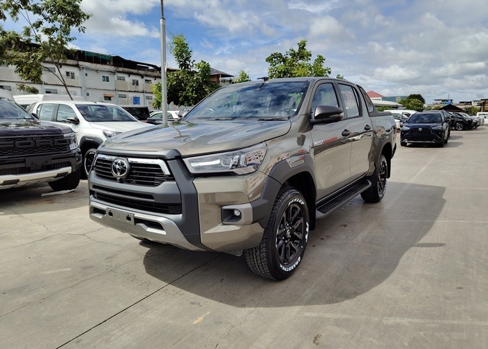 TOYOTA