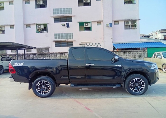 Used 8
                    TOYOTA
                     for Sale Image