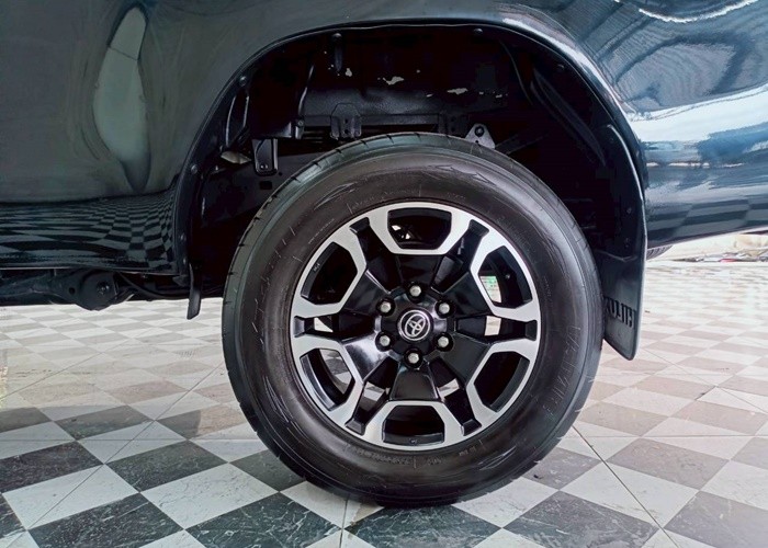 Used 8
                    TOYOTA
                     for Sale Image