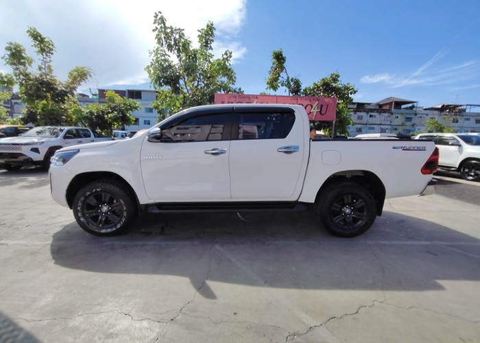 Used 3
                    TOYOTA
                     for Sale Image